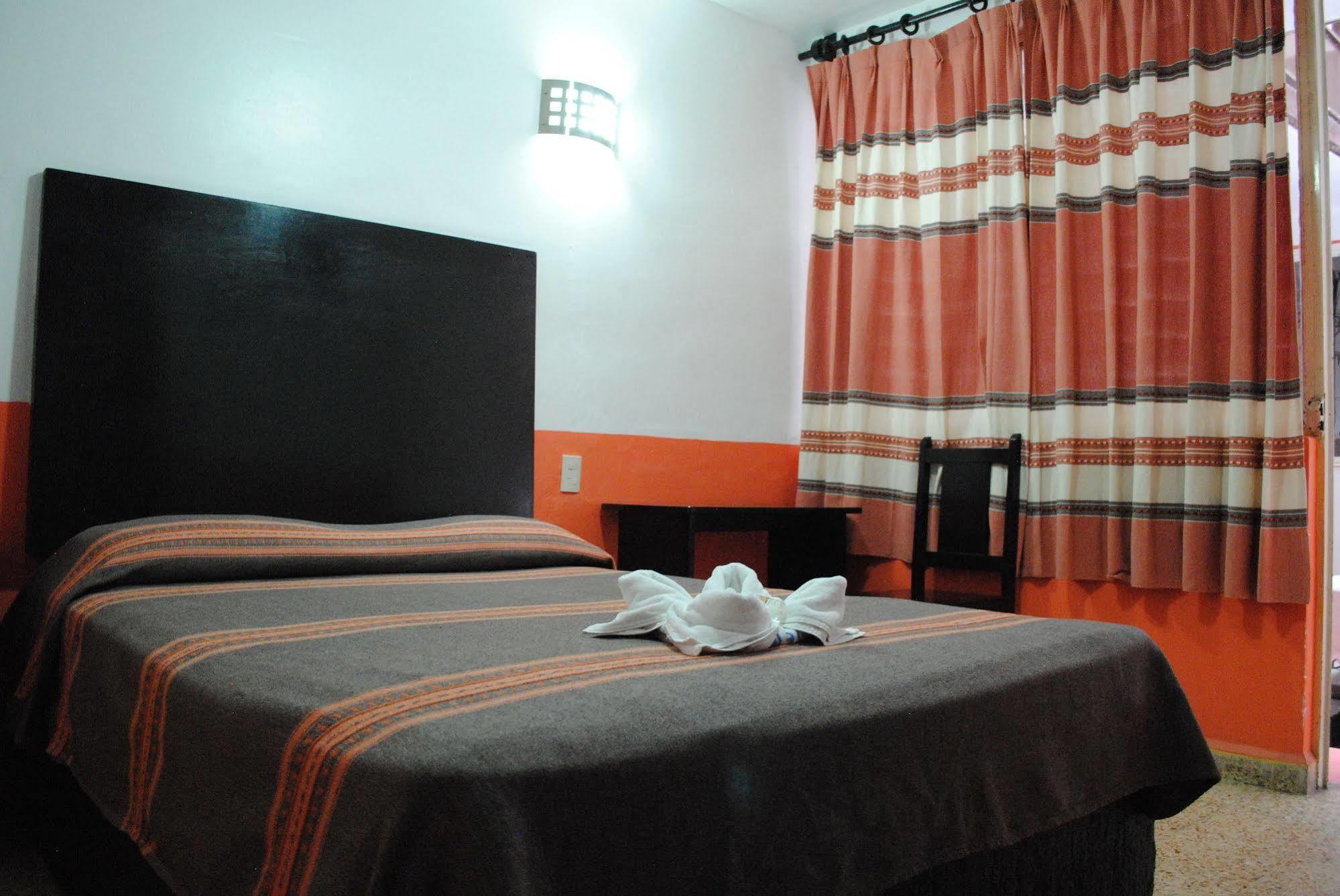 Hotel Jimenez Oaxaca ภายนอก รูปภาพ